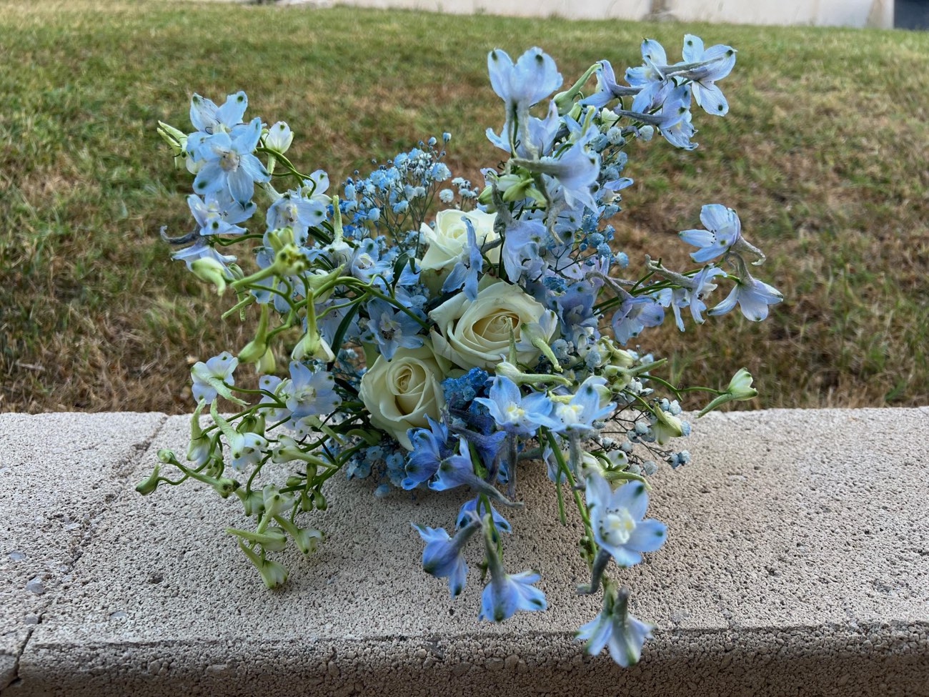 Décoration de mariage : Bouquet demoiselle d'honneur bleu
