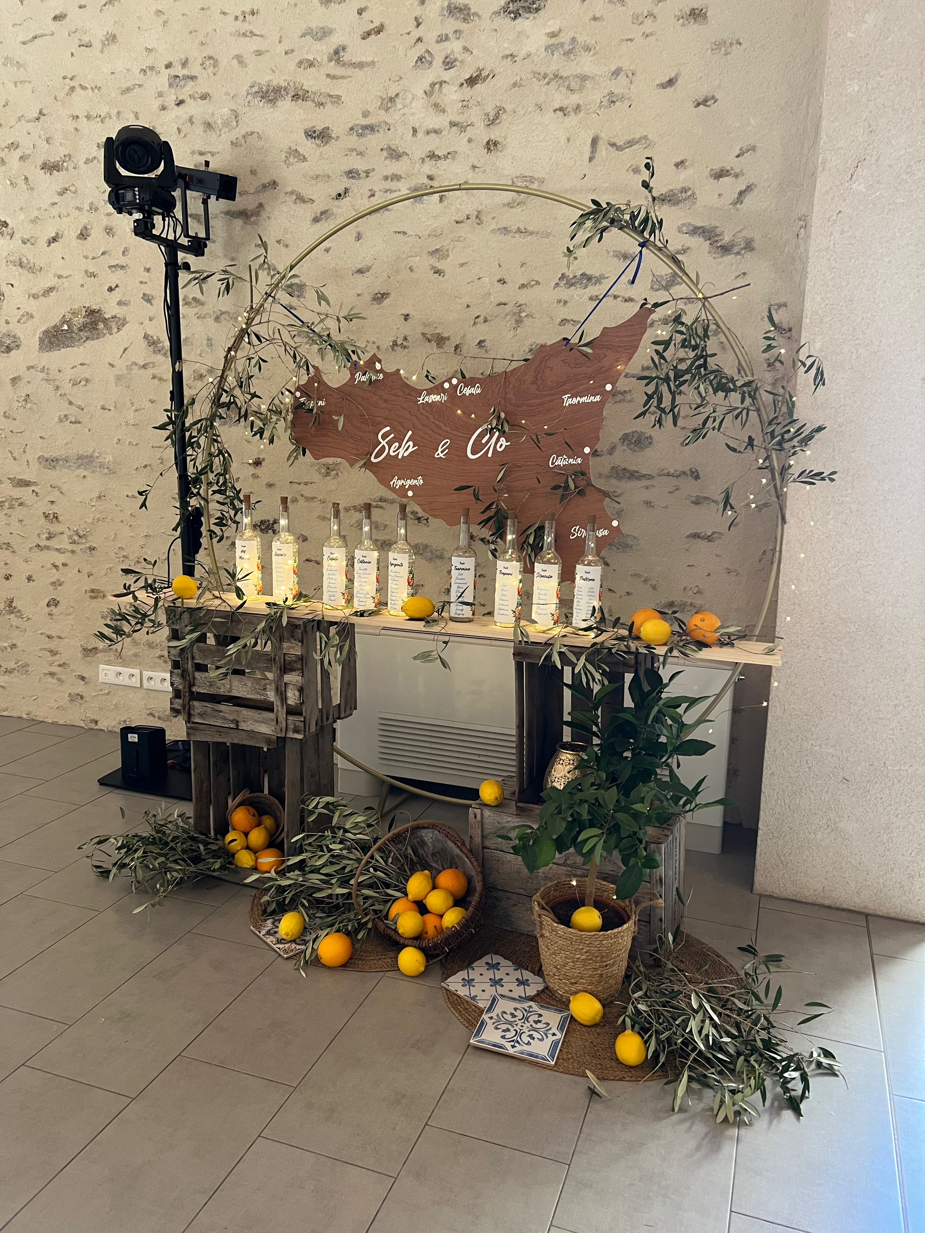 plan de table et carte de la Sicile